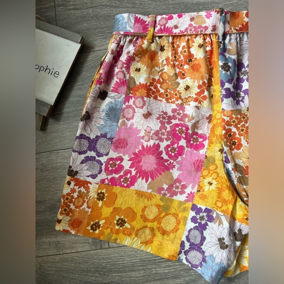 Johnny Was Sherrie 100% Linen Floral Belted Easy Shorts - Floral Multi Size M - Picture 7 of 11